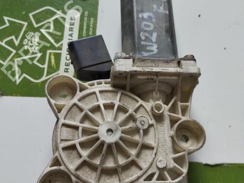 Used Left front window motor MERCEDES-BENZ C-CLASS (W203) [2000-2007]  31728520