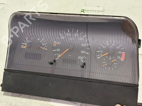 Used Instrument cluster MERCEDES-BENZ SPRINTER 2-t Bus (B901, B902) [1995-2006]  31727056