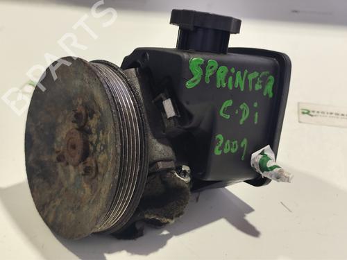 Styring servopumpe MERCEDES-BENZ SPRINTER 2-t Van (B901, B902) [1995-2006]  31737803