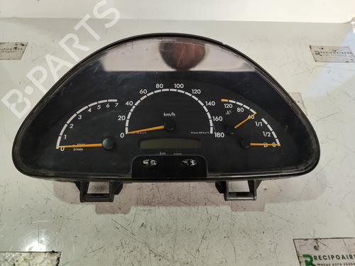 Used Instrument cluster MERCEDES-BENZ SPRINTER 2-t Van (B901, B902) [1995-2006]  31730924