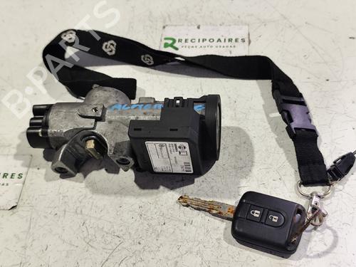 Switch NISSAN ALMERA II (N16) | BP31734848I30