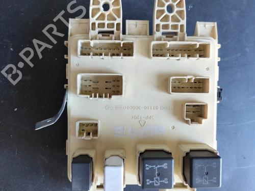 Used Fuse box HYUNDAI ELANTRA III Saloon (XD) [2000-2007]  31727937