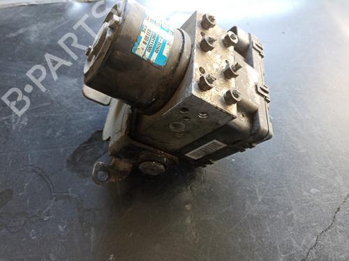 Used ABS pump HYUNDAI ELANTRA III Saloon (XD) [2000-2007]  31727356