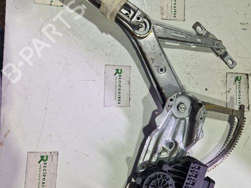 Used Front right window mechanism OPEL ZAFIRA A MPV (T98) [1999-2006]  31730321