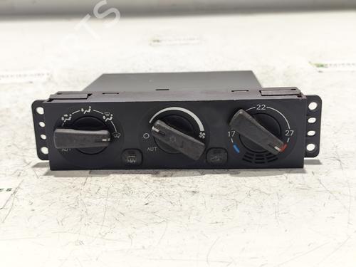 Climate control MITSUBISHI CARISMA (DA_) | BP31744093I5