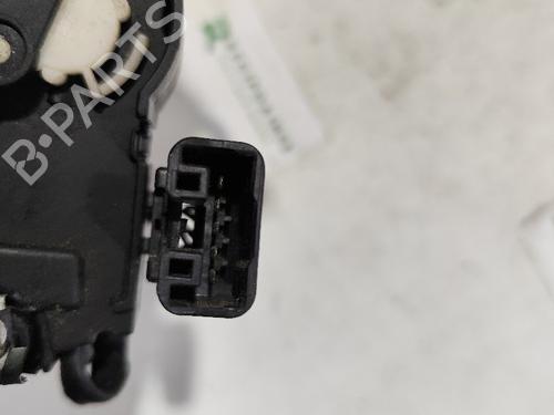 Tailgate lock MITSUBISHI CARISMA (DA_) | BP31733527C101