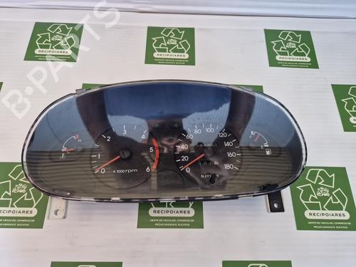 Used Instrument cluster HYUNDAI H-1 Van (A1) [1997-2008]  31728204