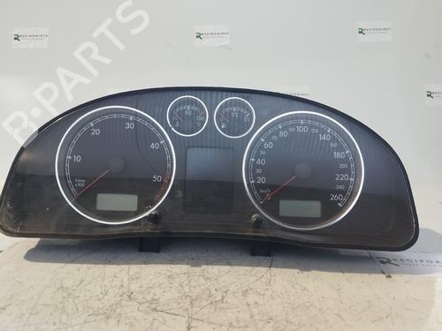 Used Instrument cluster VW PASSAT B5.5 Variant (3B6) [2000-2005]  31726946