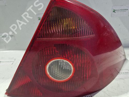 Used Right taillight FORD MONDEO III (B5Y) [2000-2007]  31735643