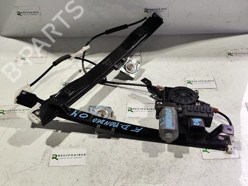 Used Front right window mechanism Front right window mechanism FORD MONDEO III (B5Y) [2000-2007] 31735240 31735240