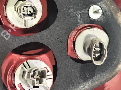 Left taillight HONDA CIVIC VII Hatchback (EU, EP, EV) | BP31731687C34