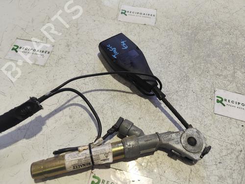 Front left seatbelt RENAULT TRAFIC II Van (FL) | BP31743988I26