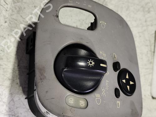 Forlygtekontakt MERCEDES-BENZ C-CLASS T-Model (S203) [2001-2007]  31734423