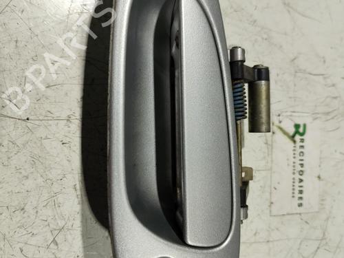 Used Front left exterior door handle HONDA CIVIC VII Hatchback (EU, EP, EV) [2000-2006]  31730904