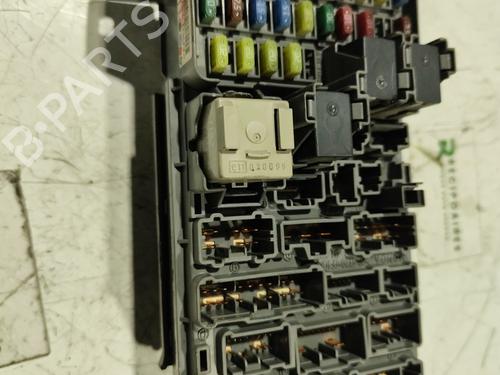 Used Fuse box HONDA CIVIC VII Hatchback (EU, EP, EV) [2000-2006]  31730994