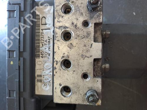 Pompe ABS TOYOTA COROLLA (_E11_) [1995-2003]  31727305