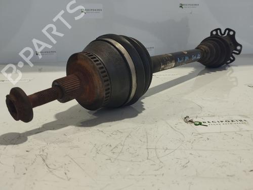 Used Left front driveshaft AUDI A4 B5 Avant (8D5) [1994-2002]  31738833
