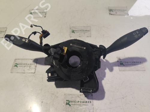 Used Headlight switch FORD FIESTA V (JH_, JD_) [2001-2014]  31731644