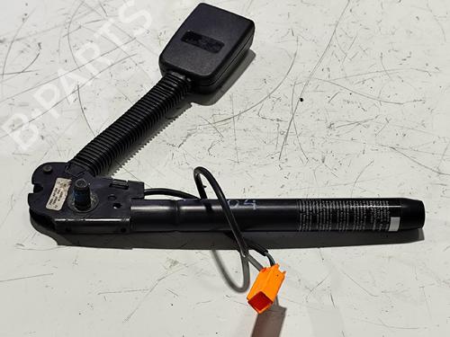 Used Front right seatbelt FORD FIESTA V (JH_, JD_) [2001-2014]  31746961