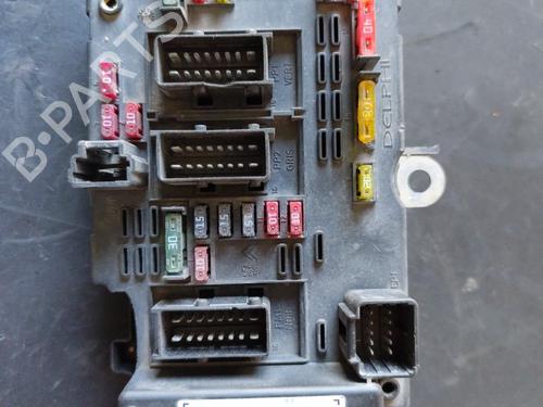 Used Fuse box PEUGEOT 307 (3A/C) [2000-2012]  31728093