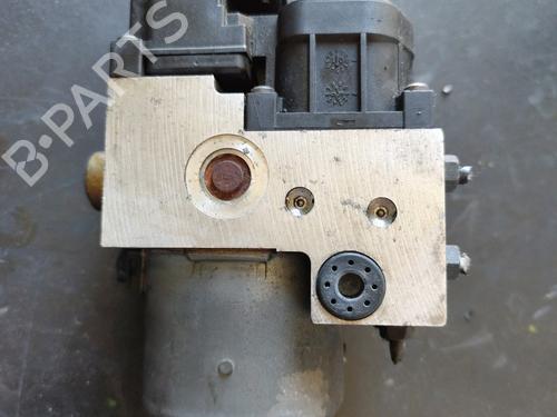 Used ABS pump PEUGEOT 406 (8B) [1995-2005]  31727503