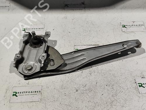 Elevador vidro trás esquerdo TOYOTA YARIS (_P1_) [1999-2005]  31735676