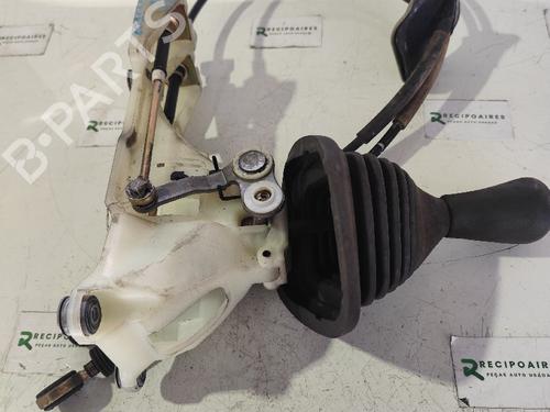 Used Gear lever TOYOTA COROLLA (_E12_) [2001-2008]  31732000