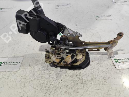 Used Front left lock TOYOTA COROLLA Estate (_E12_) [2001-2008]  31733621