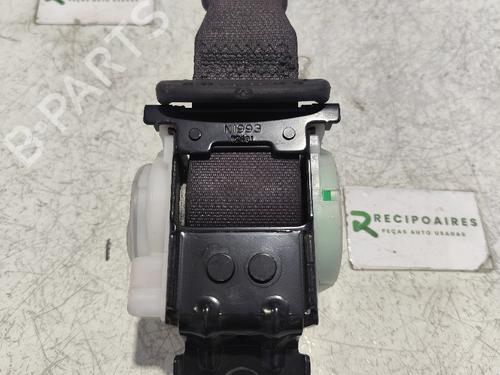 Used Rear center seatbelt TOYOTA COROLLA Estate (_E12_) [2001-2008]  31743099