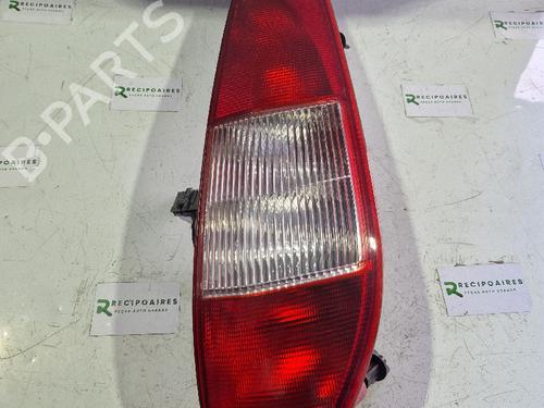Used Right taillight Right taillight FORD MONDEO III Turnier (BWY) [2000-2007] 31735397 31735397
