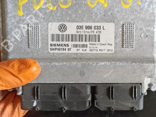Used Engine control unit (ECU) VW POLO IV (9N_, 9A_) [2001-2014]  31726080
