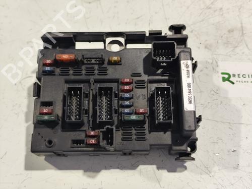 Used Fuse box PEUGEOT 307 (3A/C) [2000-2012]  31739404