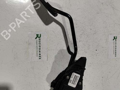 Pedal MITSUBISHI SPACE STAR MPV (DG_A) [1998-2004]  31731477