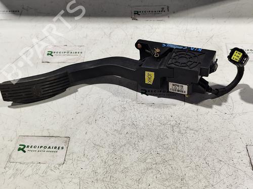 Pedal für KIA CARENS II MPV (FJ) [2002-2013]  31733928