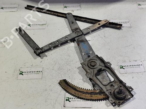 Used Front right window mechanism Front right window mechanism NISSAN PICK UP (720) [1980-1986] 31736505 31736505