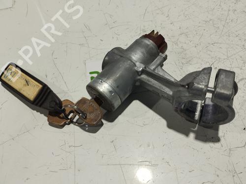 Commutateur NISSAN PICK UP (720) [1980-1986]  31744313