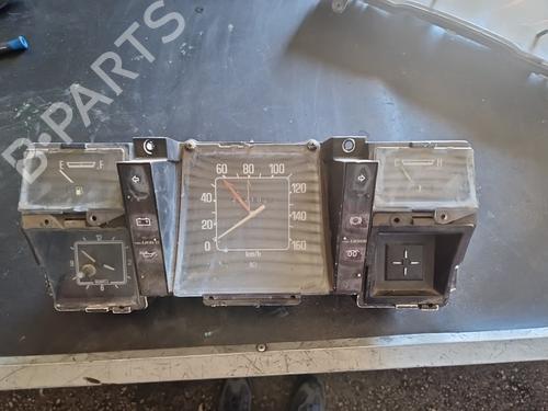 Used Instrument cluster Instrument cluster NISSAN PICK UP (720) [1980-1986] 31728143 31728143