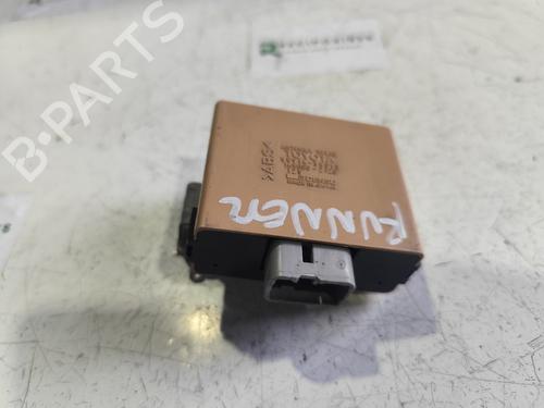 Used Electronic module TOYOTA 4 RUNNER III (_N18_) [1995-2003]  31732908