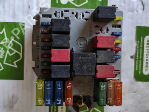 Used Fuse box FIAT PUNTO (188_) [1999-2012]  31728377