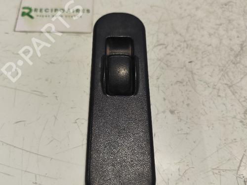 Used Left rear window switch Left rear window switch MITSUBISHI L200 (K7_T, K6_T, K5_T) [1996-2011] 31742815 31742815