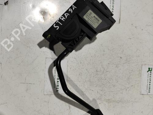 Used Pedal FIAT STRADA Pickup (178_, 278_) [1998-2026]  31731812