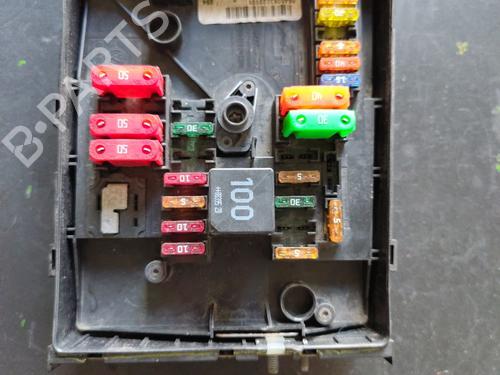 Used Fuse box VW GOLF V (1K1) [2003-2010]  31727707