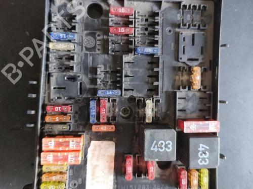 Used Fuse box VW GOLF V (1K1) [2003-2010]  31727690