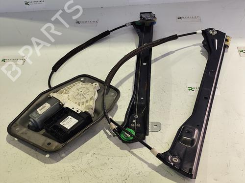 Used Front left window mechanism VW GOLF V (1K1) [2003-2010]  31739428