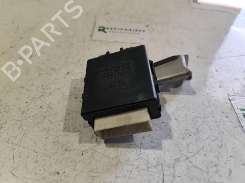 Used Electronic module TOYOTA YARIS (_P1_) [1999-2005]  31732550