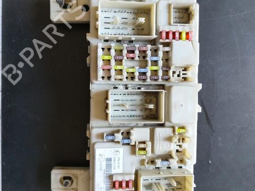 Used Fuse box FORD FOCUS C-MAX (DM2) [2003-2007]  31727865