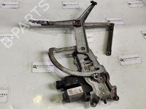 Used Front right window mechanism OPEL CORSA C (X01) [2000-2009]  31736757