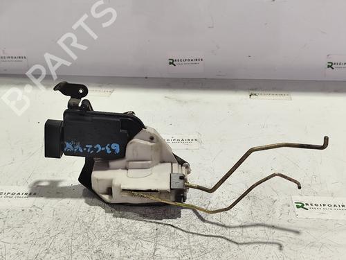 Used Front left lock SUZUKI IGNIS II (MH) [2003-2026]  31742164