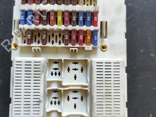 Fuse box FORD TRANSIT CONNECT (P65_, P70_, P80_) | BP31727887E1 - Image 2