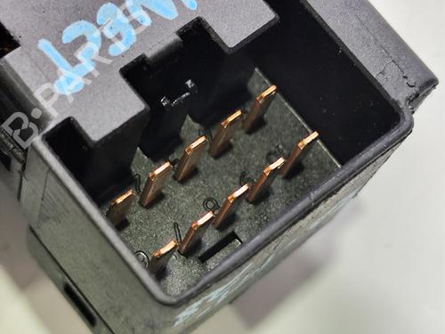 Steering column stalk FORD TRANSIT CONNECT (P65_, P70_, P80_) | BP31739567I23